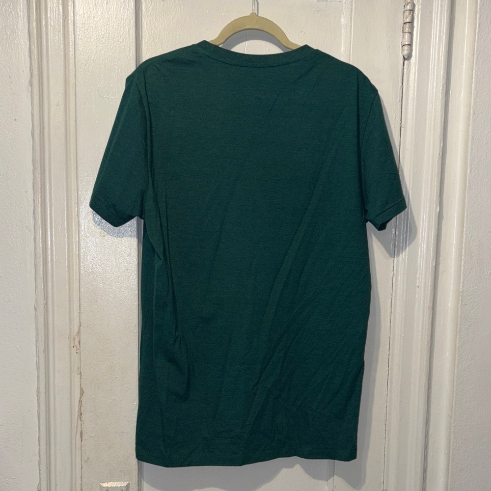 Aeropostale Dark Green Graphic Tee - Picture 2 of 3